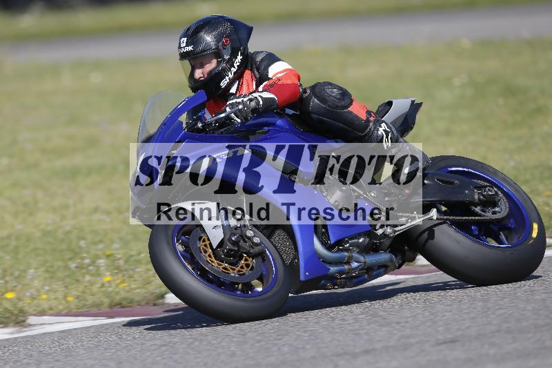 /10 20.04.2026  Pluess Moto Sport ADR/Freies Fahren/1